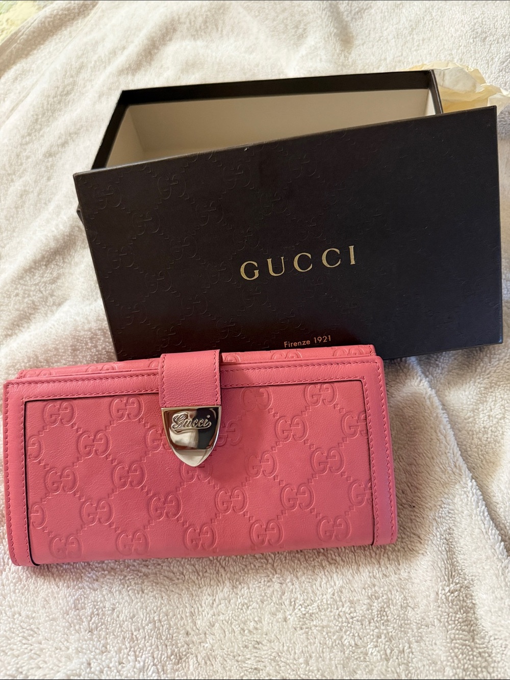 Gucci Pink Embossed GG Leather Continental Wallet with Metal Clasp